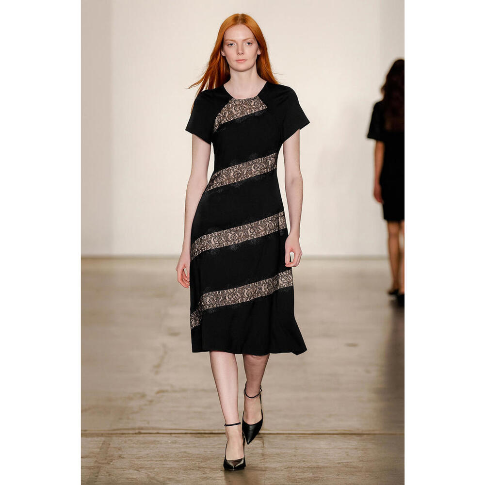 Adian Mattox sz 6 NWT Modest Cap Sleeve Black Midi Dress $300 Ellegant Chic LBD